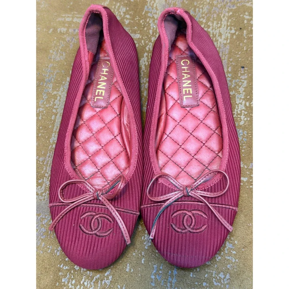 Chanel Burgundy Ribbed Fabric Quilted Leather Ballet Flats CC Logo 36 TT15-1
